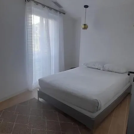 3 Pieces Port De Apartmán Cannes